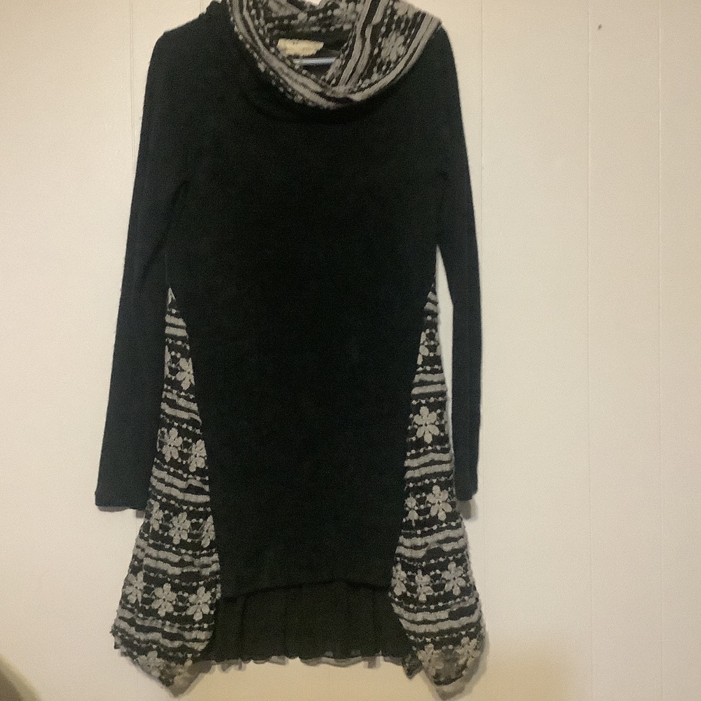 Women’s Dress Brand A’Reve sz Lg